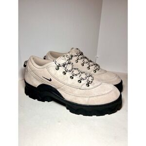 Nike Lahar Low Fossil Stone Black Women's Size 13 DB9953 201 Suede Hiking Shoe